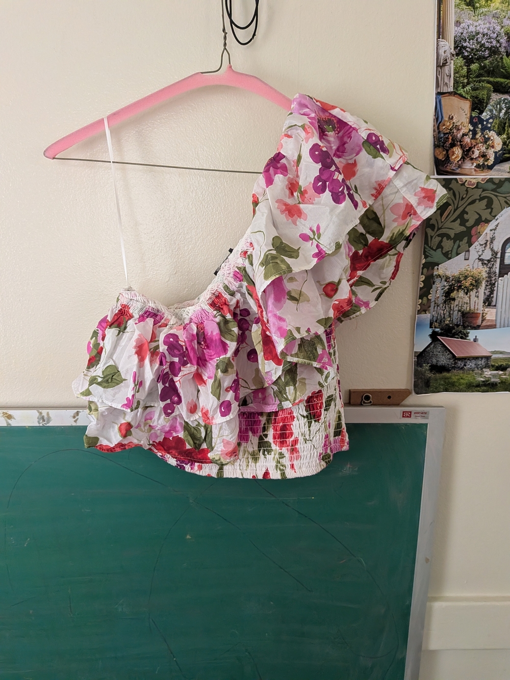 Abercrombie & Fitch White Floral One-Shoulder Ruffle Crop Top - Pink/Green